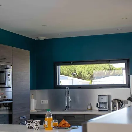 Villa 3 Avec Piscine Chauffee, Les Mathes, 8 Pers Les Mathes