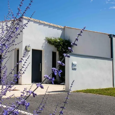 3 Avec Piscine Chauffee, Les Mathes, 8 Pers Villa