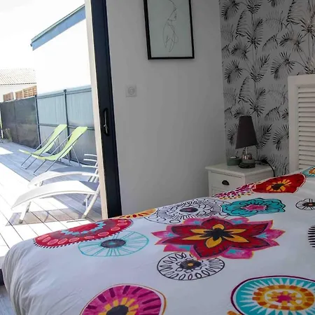 Villa 3 Avec Piscine Chauffee, Les Mathes, 8 Pers *